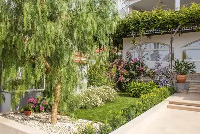 Image de Appartement de vacances Seget Donji pour 1 - 7 personnes avec 4 chambres à coucher - Logement de vac