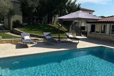 Image de Maison de vacances Umag pour 1 - 8 personnes avec 5 chambres à coucher - Maison de vacances