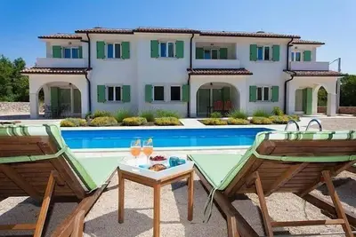 Image de Maison de vacances Kras pour 1 - 12 personnes avec 6 chambres Ă coucher - Logement de vacances dans