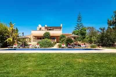 Finca Son Peris pour 8 personnes avec piscine à Felanitx