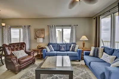 Image de Beautiful Beachfront! 3beds&3baths! Sleeps 8! Bch Srvc Incl! ! !