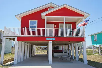 Image de Sandpiper-Pet Friendly-Steps away from the beach-Signature Properties