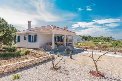Image de Maison de vacances Veli Rat pour 1 - 5 personnes avec 2 chambres à coucher - Maison de vacances