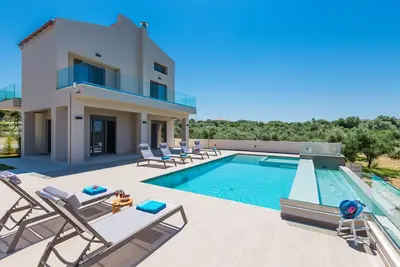 Image de Villa Estel | Luxury villa with seaview, 1km to the beach