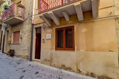 Image de Bel appartement pour 2 personnes avec Wifi, climatisation, Tv, balcon et parking