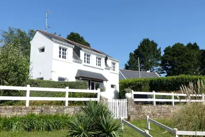 Image de Maison avec vue sur mer à Toulindac, Baden