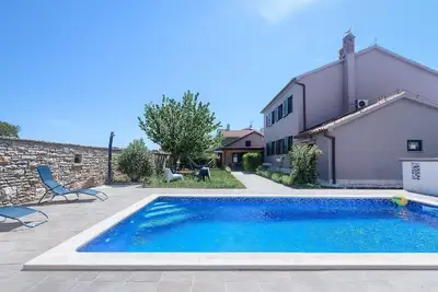 Maison de vacances Valbandon pour 1 - 10 personnes avec 5 chambres à coucher - Maison de vacances