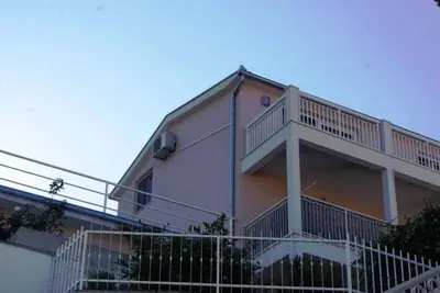 Image de Appartement de vacances Trogir pour 1 - 4 personnes avec 2 chambres à coucher - Logement de vacances