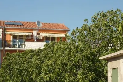 Image de Appartement de vacances Poljica pour 1 - 3 personnes avec 2 chambres à coucher - Ferme