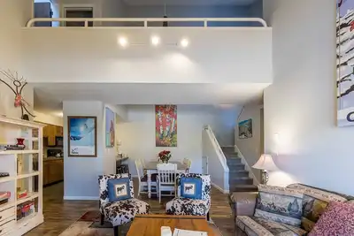 Image de Perfect ski getaway with bonus loftm pool, hot tub & sauna