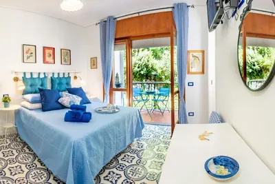 Image de La Casetta Linda - New 2 Bedroom Apt in Sorrento with seaview Terrace