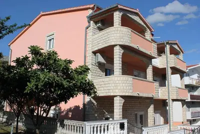 Image de Appartement de vacances Podstrana pour 1 - 4 personnes avec 1 chambre à coucher - Logement de vacanc