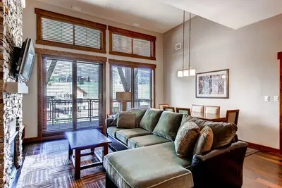 Image de Luxury condo w/gondola access & shared pool, hot tubs, fitness & game room