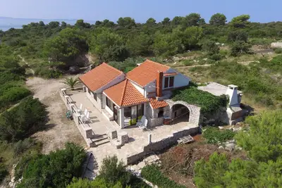 Image de Maison de vacances Gornje Selo pour 1 - 7 personnes avec 4 chambres à coucher - Maison de vacances