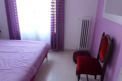 Image de Tres Bel Appart Meuble Type T3\/4 Dans Residence Privee Avec Parc