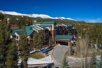 Image de New Year's Ski Week, 2br / 2ba, Valdoro Mountain Lodge, Breckenridge, Colorado