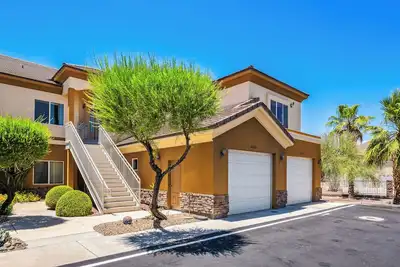 Image de Fun 3 Bedroom w/ Bonus room and 3 Full Bathroom Condo