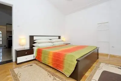Image de Appartement de vacances Karin pour 1 - 5 personnes avec 1 chambre à coucher - Maison mitoyenne