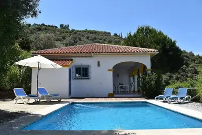 Image de Maison de vacances Sayalonga pour 1 - 4 personnes avec 2 chambres Ă coucher - Maison de vacances