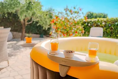 Image de Appartement de vacances Dobrinj pour 1 - 4 personnes avec 1 chambre à coucher - Maison de vacances