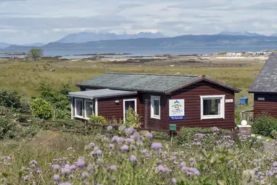 Image de Private holiday lodge with fabulous views \"over the sea to Skye\"