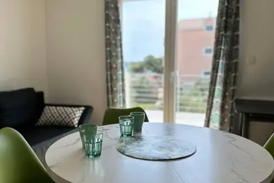 Image de Appartement de vacances Srima pour 1 - 4 personnes avec 1 chambre Ă coucher - Logement de vacances d
