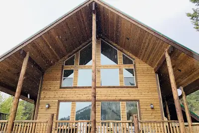 Image de Bighorn Lodge-10 minutes to Ynp+Hot tub+Wifi+Ac