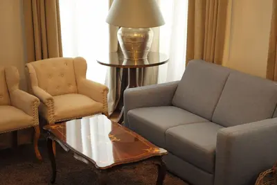 Image de Stylish and stately apartment in a prime location