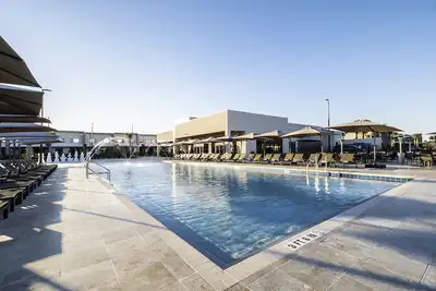 Image de 2 Miles to Disney, Heated Pool, Free Parking & WiFi, Family Friendly