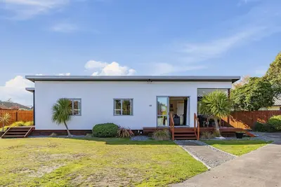 Image de Tranquil Tauhara - Taupo Central Holiday Home