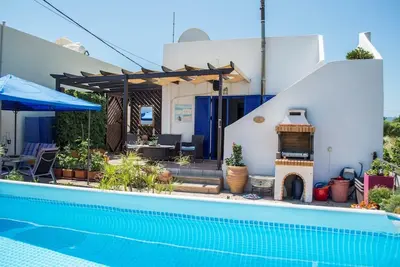 Image de Maison de vacances Tavronitis pour 1 - 4 personnes avec 2 chambres à coucher - Maison de vacances