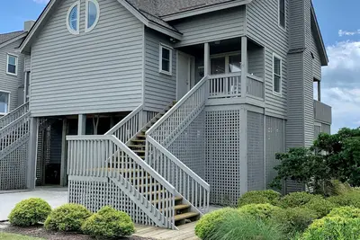 Image de Beautiful home in Serenity Point!