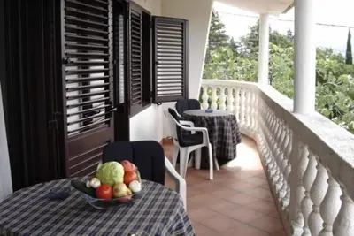 Image de Appartement de vacances Novi Vinodolski pour 1 - 6 personnes avec 3 chambres Ă coucher - Maison mito