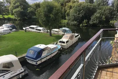 Image de Maison pieds dans l'eau au coeur de St Neots
