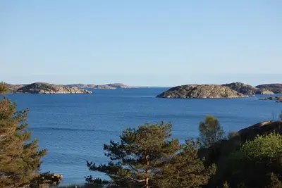 Image de Maison de vacances Kungshamn pour 1 - 10 personnes avec 4 chambres à coucher - Maison de vacances