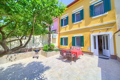 Image de Maison de vacances Crikvenica pour 4 - 8 personnes avec 3 chambres à coucher - Maison de vacances