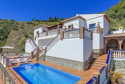Image de Maison de vacances Frigiliana pour 1 - 6 personnes avec 3 chambres à coucher - Maison mitoyenne