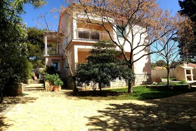 Image de Appartement de vacances Bibinje pour 1 - 7 personnes avec 3 chambres à coucher - Maison mitoyenne