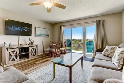 Image de Easy Beach Access: First-Floor Paradise - Book Now