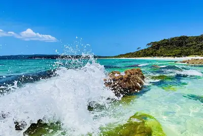 Image de Walters Holiday Flats @ Hyams Beach (Flat 1) - Book 7 nights pay for only 6*