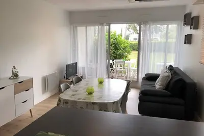 Image de Très bel appartement 2 chambres, à la décoration soignée, situé dans une résidence face à. . .
