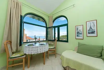 Image de Appartement de vacances Makarska pour 1 - 5 personnes avec 2 chambres à coucher - Appartement de vac