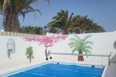 Image de Villa Acoran Situee A 1000 Metres De La Plage De Las Cucharas.