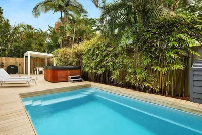 Image de Aaloka Bay - heritage charm w. pool & spa