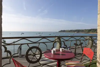 Image de Location Ă Cancale avec vue exceptionnelle sur la mer pour 10 personnes