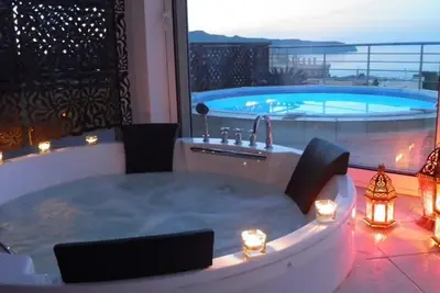 Image de Appartement de vacances Maleme Kriti pour 1 - 8 personnes avec 3 chambres à coucher - Maison jumelée