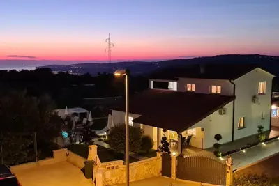 Image de Appartement de vacances Buje pour 1 - 4 personnes avec 2 chambres Ă coucher - Maison de vacances
