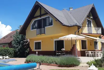 Image de Appartement de vacances Zamárdi pour 1 - 13 personnes avec 4 chambres à coucher - Appartement de vac