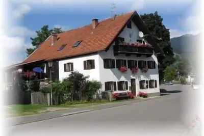 Image de Appartement de vacances Unterammergau pour 1 - 5 personnes avec 2 chambres à coucher - Logement de v