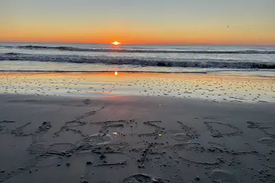 Image de You have arrived at your oceanside escape!